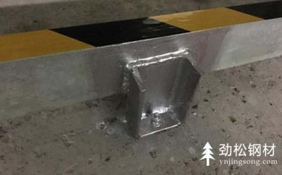 預(yù)埋件固定方法